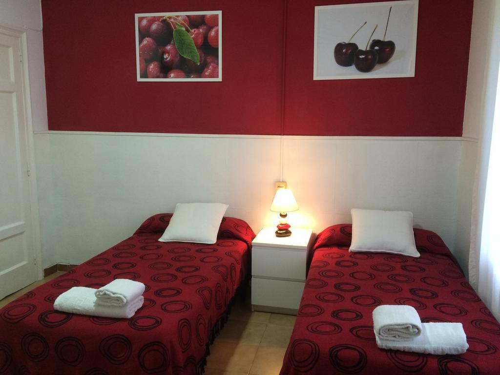 Hostal Valls Barcelona Phòng bức ảnh