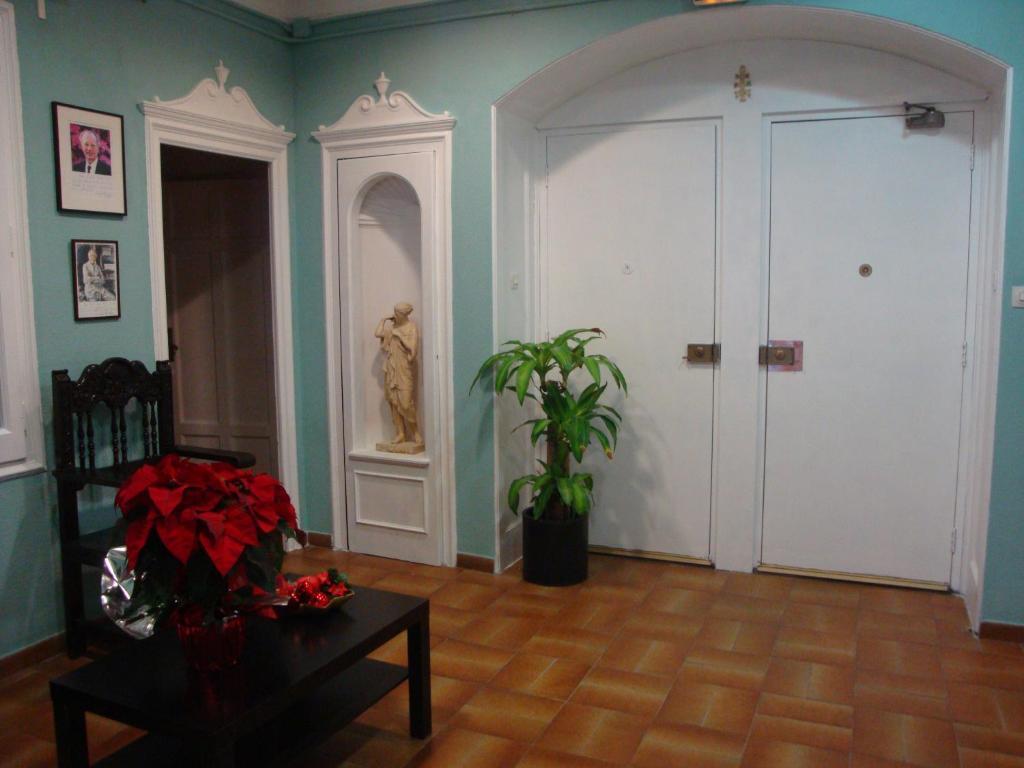 Hostal Valls Barcelona Ngoại thất bức ảnh