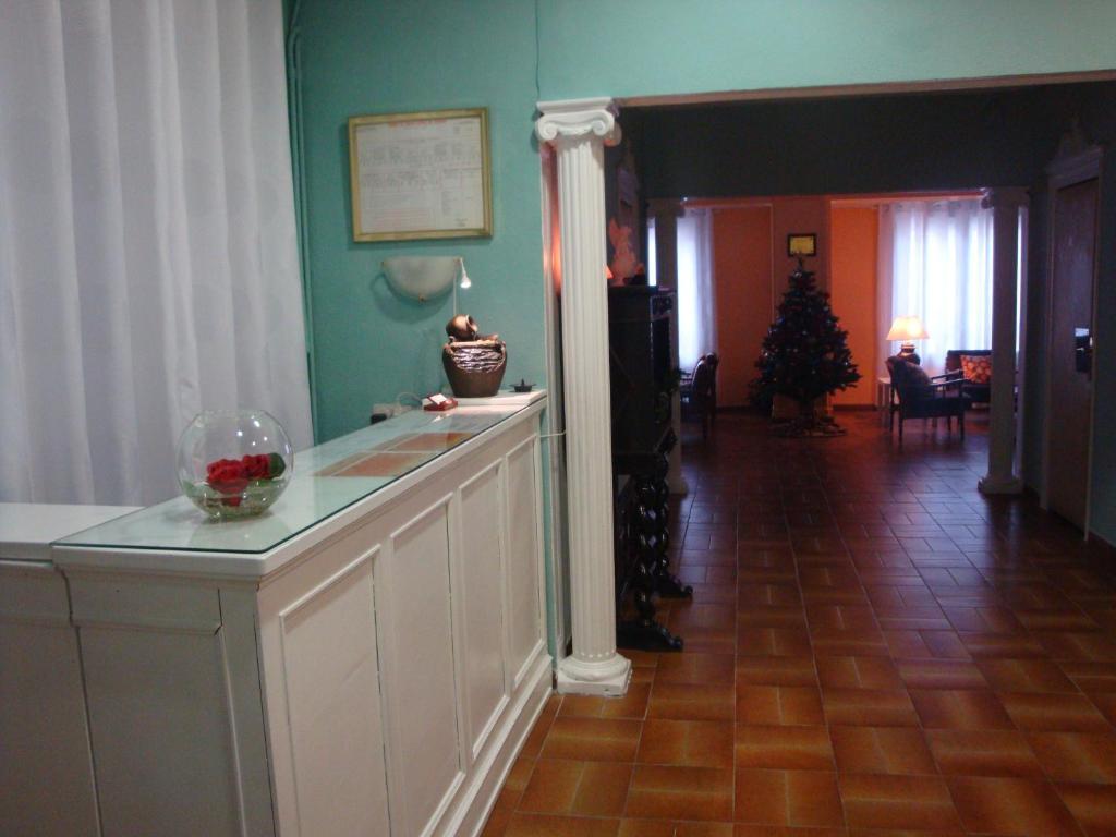 Hostal Valls Barcelona Ngoại thất bức ảnh